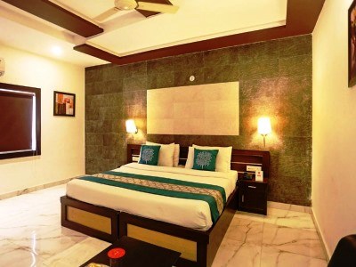 Hotel Optimum Tara Palace