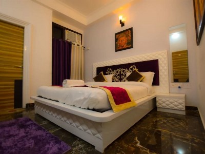 Гостиница Collection O 50154 Sangvi Palace