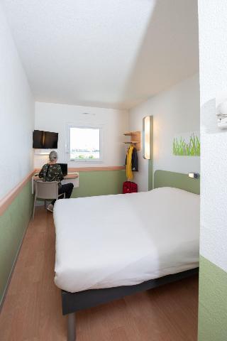 Гостиница ibis budget Macon Sud