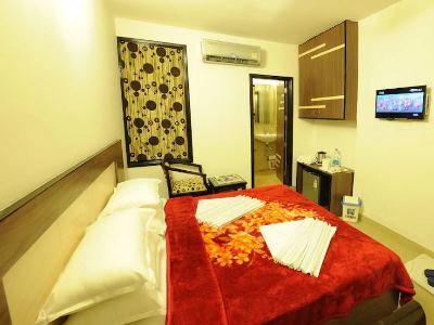 Гостиница Hkj Residency