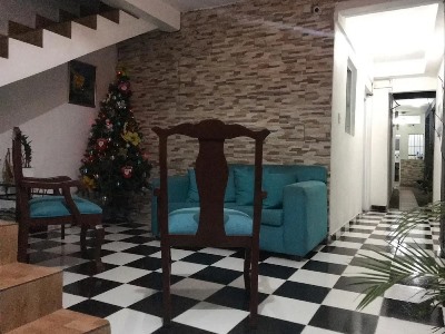 Гостиница Aarony House