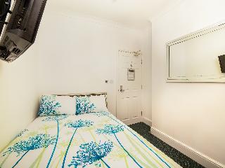 Oyo Hotel 119