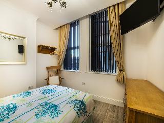 Oyo Hotel 119