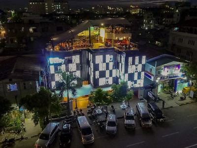 Гостиница Ned Kelly Hotel And Irish Pub