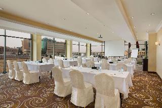 Гостиница DoubleTree by Hilton Dhahran