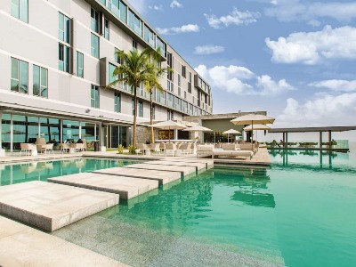 Гостиница Noom Hotel Conakry