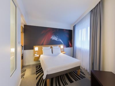 Гостиница Novotel Poitiers