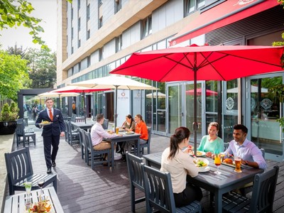 Гостиница Clayton Hotel Leopardstown