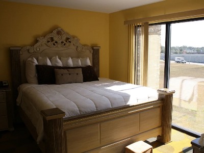 Гостиница Marble Waters And Suites