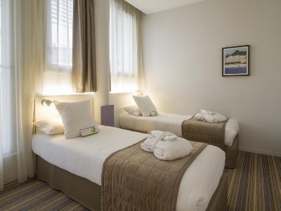 Гостиница Privilege Appart Hotel Saint-Exupery