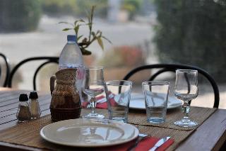 Гостиница Kyriad Direct Toulon / La Valette