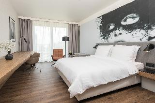 Гостиница Radisson Blu Koln