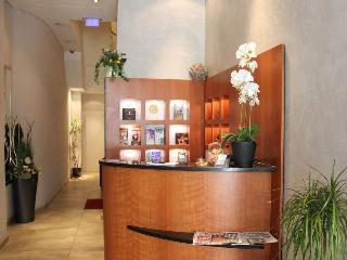 Гостиница Callas Hotel Am Dom