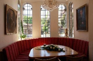 Гостиница Clarion Collection Burghotel Blomberg