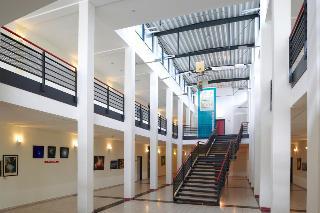 Гостиница Commundo Tagungshotel Darmstadt