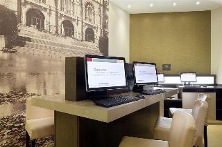 Hotel Courtyard Marriott Hannover Maschsee