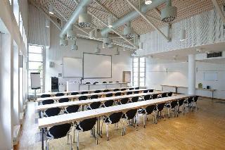 Гостиница Commundo Tagungshotel Stuttgart