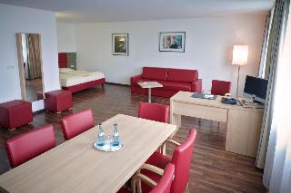 Гостиница Commundo Tagungshotel Stuttgart