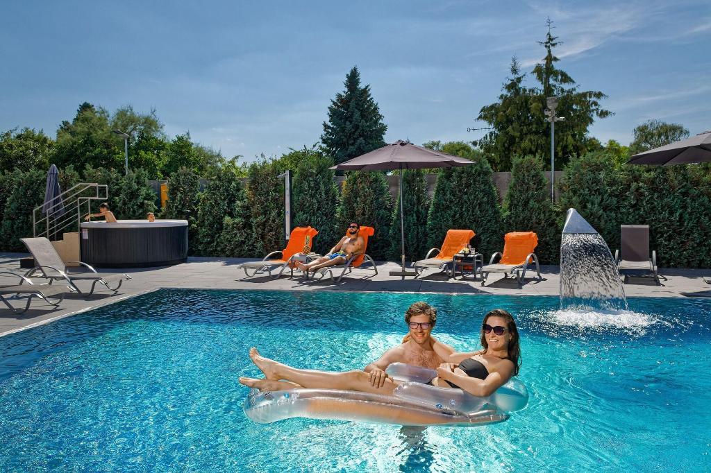 Отель Aura Sochi Hotel 4* / Россия / Лоо - фото, туры в отель