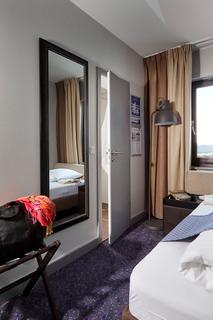 Гостиница Cabinn Vejle