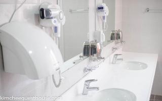 Гостиница Kimchee Busan Downtown Guesthouse