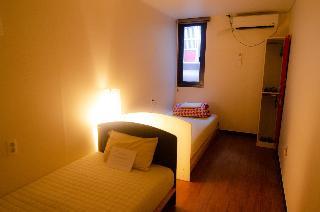 Гостиница Kimchee Busan Downtown Guesthouse