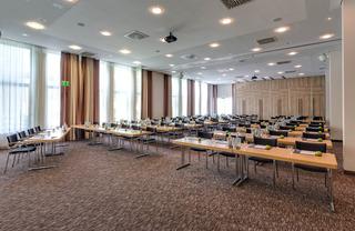 Гостиница Park Inn by Radisson Koln City West