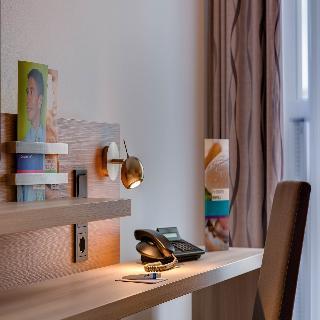 Гостиница Park Inn by Radisson Koln City West