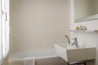 Гостиница Courcelles Etoile