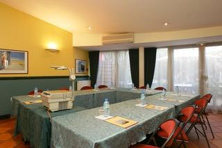 Гостиница Claret Bercy