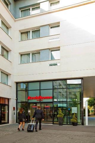 Гостиница Residhome Val d'Europe
