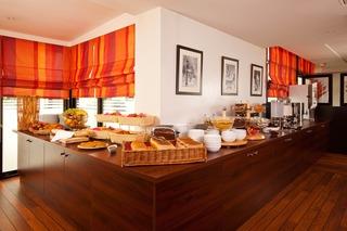 Гостиница Residhome Val d'Europe