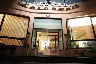 Гостиница INTER-HOTEL Beaune La Closerie