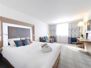 Гостиница Novotel Avignon Nord