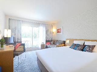 Гостиница Novotel Avignon Nord