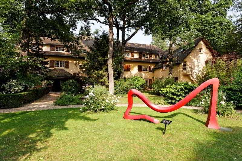 Гостиница Relais and Chateaux Cazaudehore