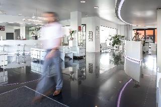 Гостиница Best W. Plus Design & Spa Bassin D'Arcachon