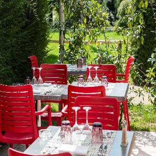 Гостиница Golden Tulip Aix-Les-Bains