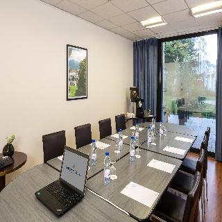Гостиница Golden Tulip Aix-Les-Bains