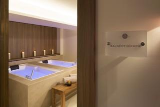 Гостиница Golden Tulip Aix-Les-Bains