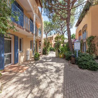 Hotel Residence PV  Les Rives de Cannes Mandelieu