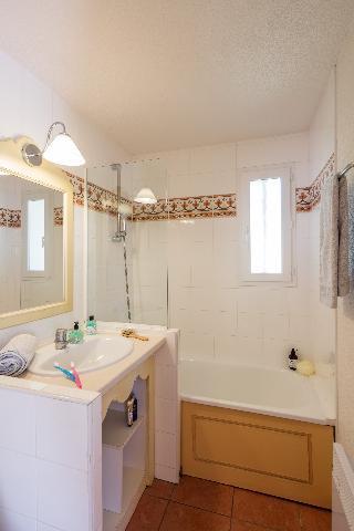 Hotel Residence PV  Les Rives de Cannes Mandelieu