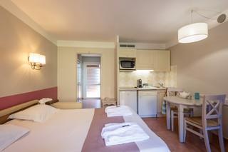 Hotel Residence PV  Les Rives de Cannes Mandelieu