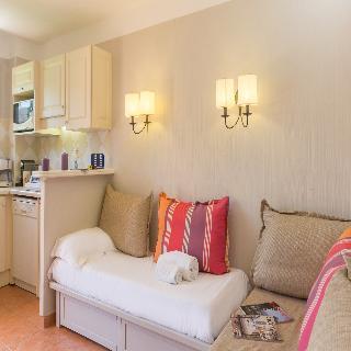 Hotel Residence PV  Les Rives de Cannes Mandelieu