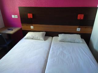 Гостиница hotelF1 Maurepas