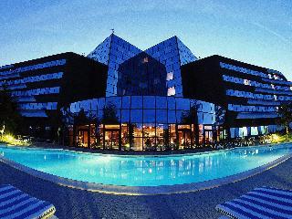 Гостиница Novotel Poitiers Site du Futuroscope