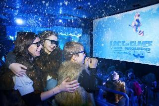 Гостиница Novotel Poitiers Site du Futuroscope