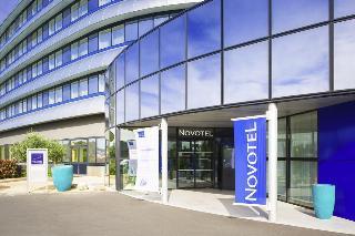 Гостиница Novotel Poitiers Site du Futuroscope