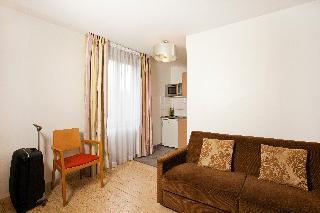 Гостиница Residhome Bures La Guyonnerie