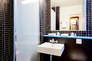 Гостиница Kyriad Viry Chatillon